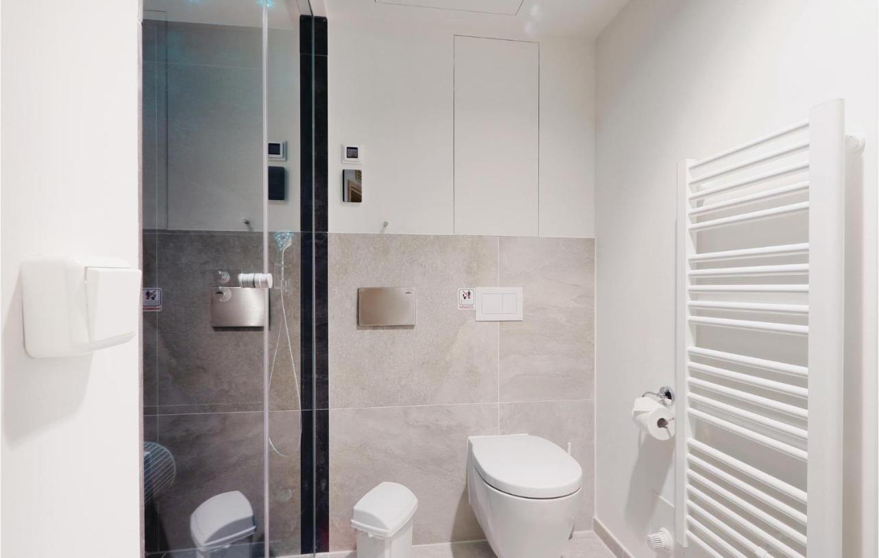 Stunning Apartment In Luebeck Travemuende With Wifi Zewnętrze zdjęcie